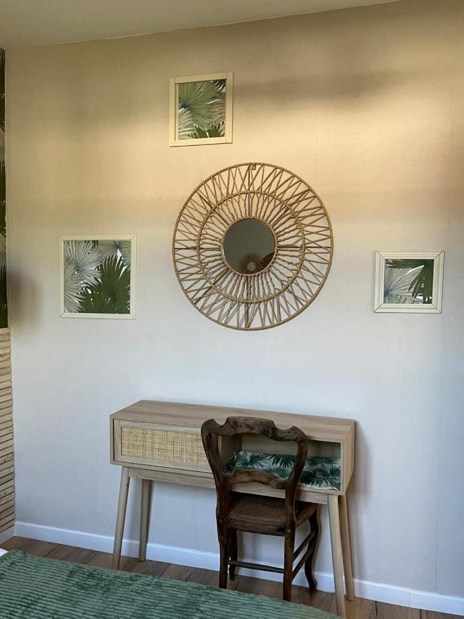Un Coin Paisible Villa Camon  Exterior photo